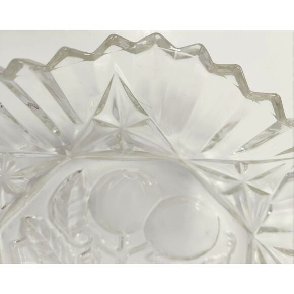 Vintage Pressed Glass Bowl with Fruit Motif Cut Diamond Star Pattern - Picture 6 of 6